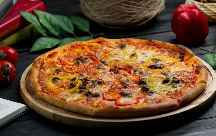 Yummy Meaty PIZZA Homemade, Mudah Dibuat
